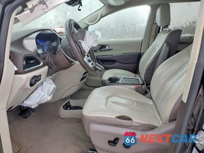 Zdjęcie 7 z 13 samochodu: 2017 CHRYSLER PACIFICA TOURING L PLUS VIN:2C4RC1EG3HR525338 - miniatura
