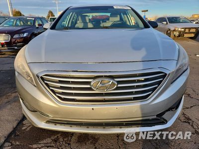 Piąte zdjęcie samochodu w środku: 2015 HYUNDAI SONATA SE VIN:5NPE24AF9FH049378 - miniatura