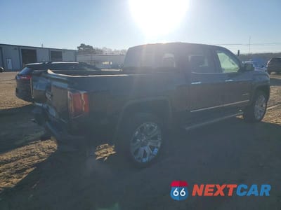Trzecie zdjęcie samochodu z tyłu: 2018 GMC SIERRA K1500 DENALI VIN:3GTU2PEJ0JG433823 - miniatura