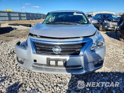 Piąte zdjęcie samochodu w środku: 2015 NISSAN ALTIMA 2.5 VIN:1N4AL3AP9FN360345 - miniatura