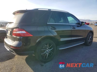 Trzecie zdjęcie samochodu z tyłu: 2015 MERCEDES-BENZ ML 350 VIN:4JGDA5JB0FA619174 - miniatura