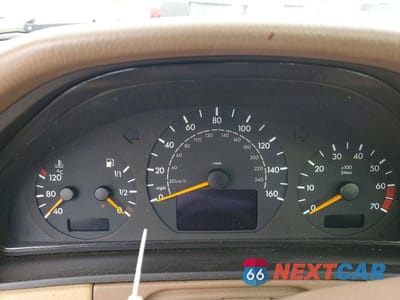 Zdjęcie 9 z 11 samochodu: 2000 MERCEDES-BENZ E 430 VIN:WDBJF70J6YB066071 - miniatura