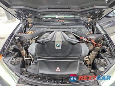 Zdjęcie 12 z 12 samochodu: 2014 BMW X5 XDRIVE50I VIN:5UXKR6C57E0C02139 - miniatura