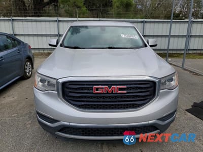 Piąte zdjęcie samochodu w środku: 2017 GMC ACADIA SLE VIN:1GKKNKLA9HZ283598 - miniatura