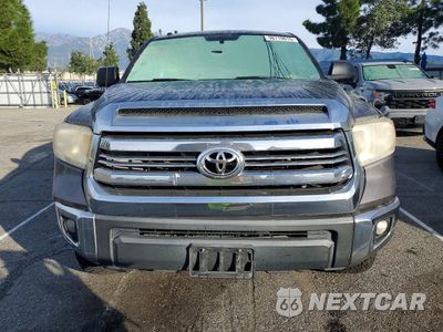 Piąte zdjęcie samochodu w środku: 2016 TOYOTA TUNDRA CREWMAX SR5 VIN:5TFDY5F13GX523568 - miniatura