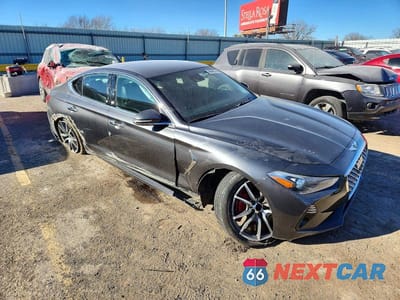 Czwarte zdjęcie samochodu z boku: 2019 GENESIS G70 2.0T SPORT M VIN:KMTG24LA4KU016171 - miniatura