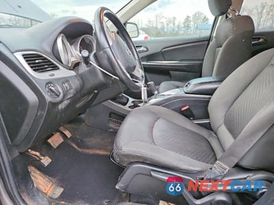 Zdjęcie 7 z 12 samochodu: 2018 DODGE JOURNEY SE VIN:3C4PDCAB1JT383102 - miniatura