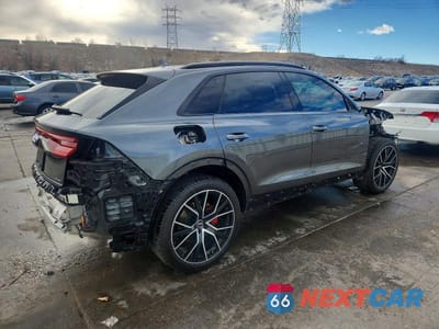 Trzecie zdjęcie samochodu z tyłu: 2021 AUDI Q8 PREMIUM PLUS S-LINE VIN:WA1EVAF14MD006020 - miniatura
