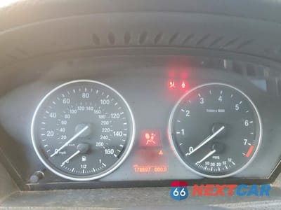 Zdjęcie 9 z 13 samochodu: 2011 BMW X5 XDRIVE35I VIN:5UXZV4C58BL740984 - miniatura