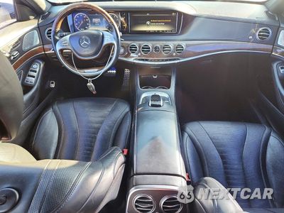 Zdjęcie 8 z 13 samochodu: 2015 MERCEDES-BENZ S 550 VIN:WDDUG8CB2FA157062 - miniatura
