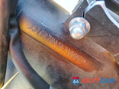 Zdjęcie 9 z 10 samochodu: 2019 SUZUKI GSX-R750 VIN:JS1GR7MAXK7100675 - miniatura