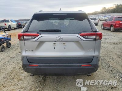 Zdjęcie 6 z 13 samochodu: 2024 TOYOTA RAV4 XLE PREMIUM VIN:JTMC1RFV7RJ027091 - miniatura