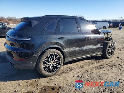 Trzecie zdjęcie samochodu z tyłu: 2024 PORSCHE CAYENNE S VIN:WP1AL2AY0RDA32060 - miniatura