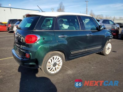 Trzecie zdjęcie samochodu z tyłu: 2015 FIAT 500L LOUNGE VIN:ZFBCFACH7FZ030722 - miniatura
