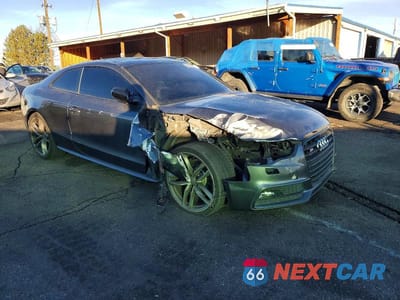 Czwarte zdjęcie samochodu z boku: 2016 AUDI S5 PREMIUM PLUS VIN:WAUC4AFR6GA011406 - miniatura