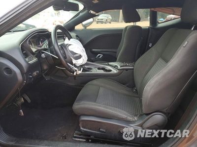 Zdjęcie 7 z 12 samochodu: 2018 DODGE CHALLENGER SXT VIN:2C3CDZAG4JH242275 - miniatura