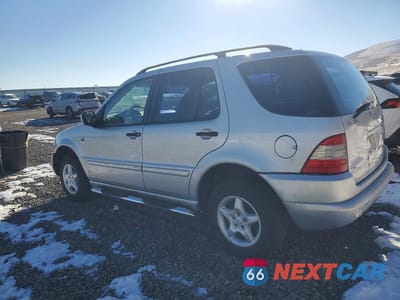 Drugie zdjęcie samochodu z przodu: 2000 MERCEDES-BENZ ML 320 VIN:4JGAB54E6YA210542 - miniatura