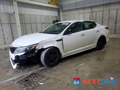 2014 KIA OPTIMA LX KNAGM4A72E5461018 - główne zdjęcie licytacji z USA - miniatura