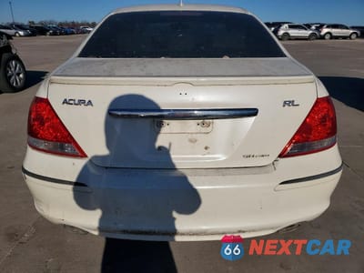 Zdjęcie 6 z 12 samochodu: 2006 ACURA RL VIN:JH4KB16546C011049 - miniatura