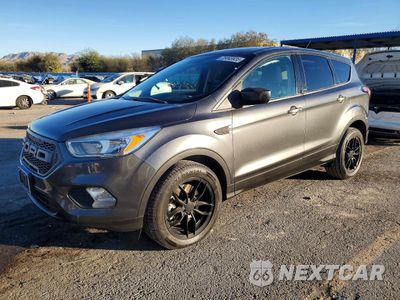 2017 FORD ESCAPE SE 1FMCU9GD9HUE49756 - główne zdjęcie licytacji z USA - miniatura