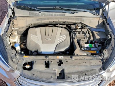 Zdjęcie 12 z 14 samochodu: 2017 HYUNDAI SANTA FE SE ULTIMATE VIN:KM8SRDHF5HU212083 - miniatura