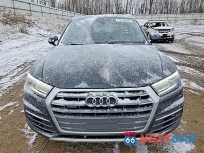 Piąte zdjęcie samochodu w środku: 2018 AUDI Q5 PREMIUM VIN:WA1ANAFY2J2119628 - miniatura