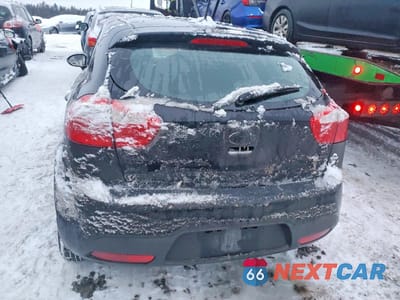 Zdjęcie 6 z 13 samochodu: 2015 KIA RIO LX VIN:KNADM5A34F6980864 - miniatura