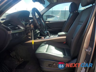 Zdjęcie 7 z 13 samochodu: 2013 BMW X5 XDRIVE35I VIN:5UXZV4C55D0G51932 - miniatura
