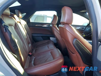 Zdjęcie 10 z 13 samochodu: 2020 LINCOLN MKZ RESERVE VIN:3LN6L5FC8LR620871 - miniatura