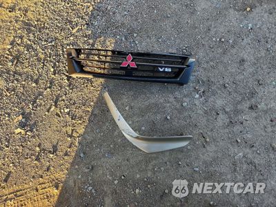 Zdjęcie 13 z 15 samochodu: 2001 MITSUBISHI MONTERO XLS VIN:JA4MW31R81J032053 - miniatura