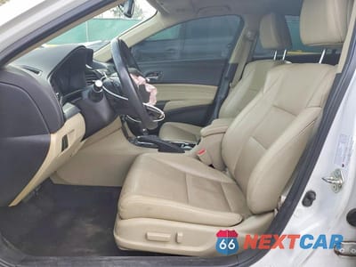 Zdjęcie 7 z 12 samochodu: 2016 ACURA ILX PREMIUM VIN:19UDE2F79GA008302 - miniatura
