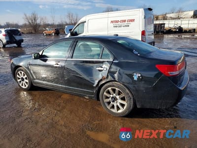 Drugie zdjęcie samochodu z przodu: 2010 LINCOLN MKZ VIN:3LNHL2JC7AR646647 - miniatura