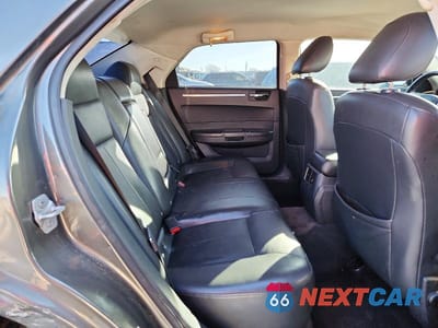 Zdjęcie 10 z 11 samochodu: 2010 CHRYSLER 300 TOURING VIN:2C3CA5CV9AH206630 - miniatura