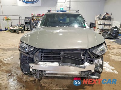 Piąte zdjęcie samochodu w środku: 2024 AUDI Q5 SPORTBACK PREMIUM 45 VIN:WA14AAFY6R2144648 - miniatura