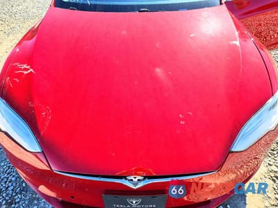 Zdjęcie 11 z 13 samochodu: 2018 TESLA MODEL S VIN:5YJSA1E28JF262437 - miniatura