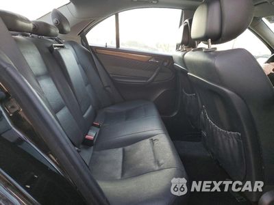Zdjęcie 10 z 12 samochodu: 2007 MERCEDES-BENZ C 230 VIN:WDBRF52H37F850538 - miniatura