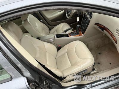 Piąte zdjęcie samochodu w środku: 2006 VOLVO V70 VIN:YV1SW612562547802 - miniatura