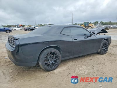 Trzecie zdjęcie samochodu z tyłu: 2019 DODGE CHALLENGER SXT VIN:2C3CDZAG3KH677337 - miniatura
