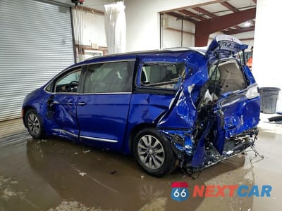 Drugie zdjęcie samochodu z przodu: 2019 CHRYSLER PACIFICA TOURING L PLUS VIN:2C4RC1EG5KR706030 - miniatura