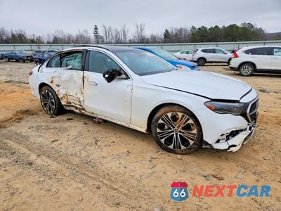 Czwarte zdjęcie samochodu z boku: 2024 MERCEDES-BENZ E 350 4MATIC VIN:W1KLF4HB2RA045463 - miniatura