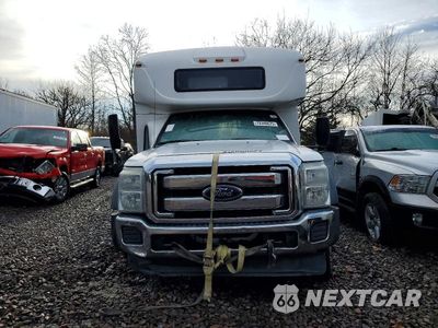 Piąte zdjęcie samochodu w środku: 2016 FORD F550 SUPER DUTY VIN:1FDGF5GY3GEB07641 - miniatura