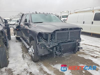 Czwarte zdjęcie samochodu z boku: 2024 RAM 3500 FLATBED TRUCK VIN:3C7WRTCL0RG309101 - miniatura
