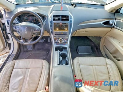 Zdjęcie 8 z 12 samochodu: 2017 LINCOLN MKZ SELECT VIN:3LN6L5D97HR655285 - miniatura