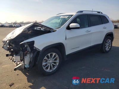 2019 JEEP CHEROKEE LATITUDE 1C4PJLCX9KD318944 - główne zdjęcie licytacji z USA - miniatura