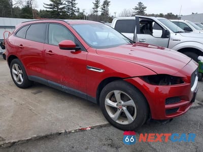 Czwarte zdjęcie samochodu z boku: 2018 JAGUAR F-PACE PREMIUM VIN:SADCJ2GX7JA321185 - miniatura