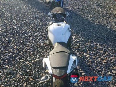 Zdjęcie 6 z 9 samochodu: 2019 SUZUKI GSX-R600 VIN:JS1GN7FA3K7101241 - miniatura