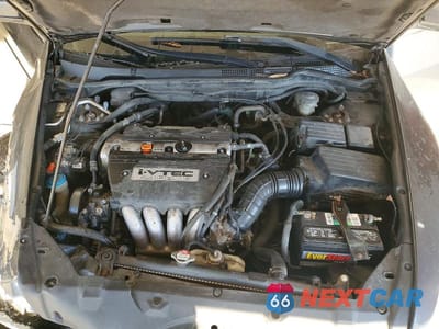 Zdjęcie 11 z 12 samochodu: 2004 HONDA ACCORD EX VIN:1HGCM56894A025248 - miniatura