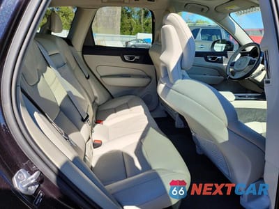 Zdjęcie 11 z 13 samochodu: 2018 VOLVO XC60 T6 MOMENTUM VIN:YV4A22RK7J1043290 - miniatura