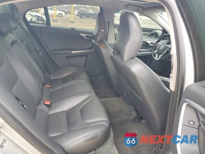 Zdjęcie 10 z 12 samochodu: 2017 VOLVO S60 PREMIER VIN:LYV402TK9HB148480 - miniatura