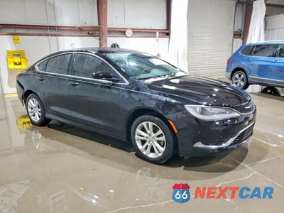 Czwarte zdjęcie samochodu z boku: 2015 CHRYSLER 200 LIMITED VIN:1C3CCCAB7FN576786 - miniatura